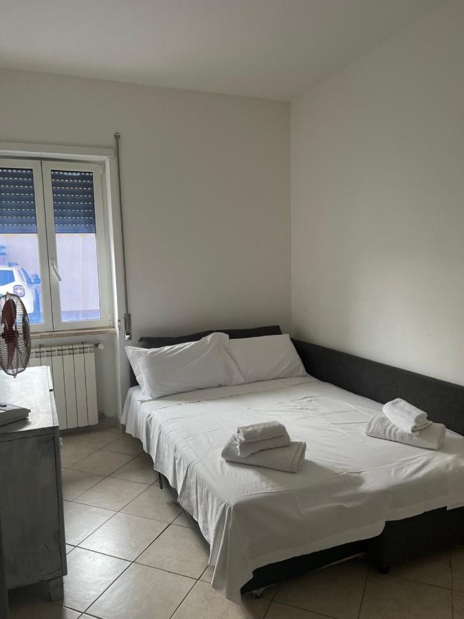 Airport Apartment Alloggio Turistico T&C Fiumicino Kültér fotó