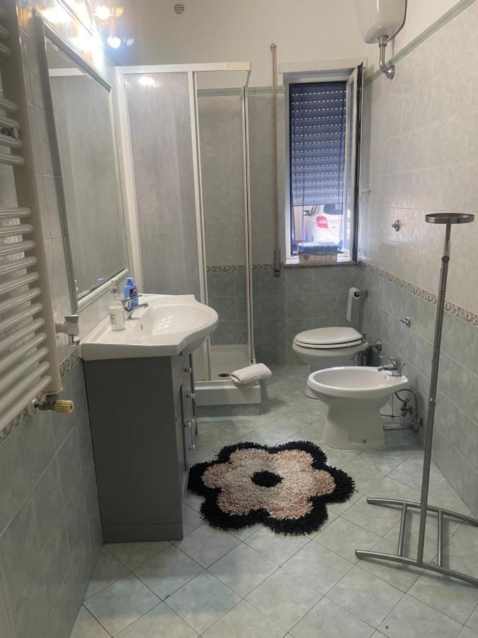 Airport Apartment Alloggio Turistico T&C Fiumicino Kültér fotó